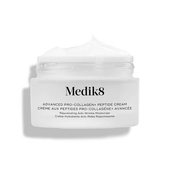 Frasco do creme Medik8 Advanced Pro-Collagen+ Peptide Cream apresentado sobre um fundo branco.-8
