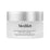 O frasco do creme Medik8 Advanced Pro-Collagen+ Peptide Cream está centralizado sobre um fundo branco liso. O frasco é de vidro jateado com uma tampa prateada. O texto no frasco o identifica como um hidratante rejuvenescedor antirrugas com GF MiniProtein e NAD+ Boost.